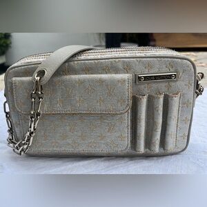 LOUIS VUITTON SHOULDER BAG